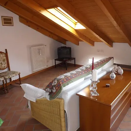 公寓 Bellano Apartment